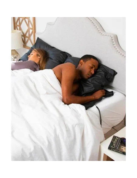 alese en la cama de tierra