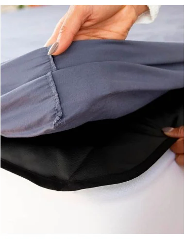 Terrestre, alese para la cama debajo de la hoja de cubierta