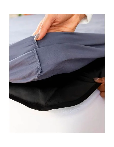 Terrestre, alese para la cama debajo de la hoja de cubierta